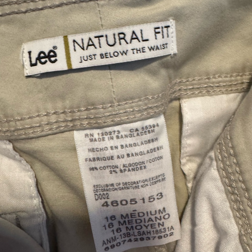 Lee Natural Fit Beige Khaki Business Casual Cropped Pants - Picture 4 of 5